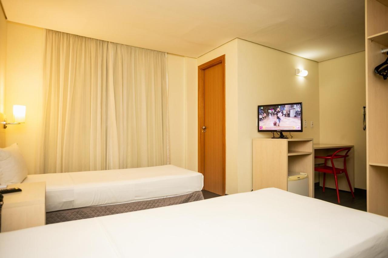 Ibis Styles Belem Batista Campos Ξενοδοχείο Εξωτερικό φωτογραφία